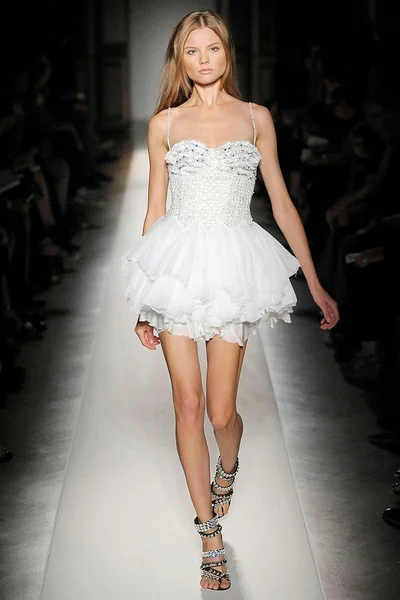 Look 23